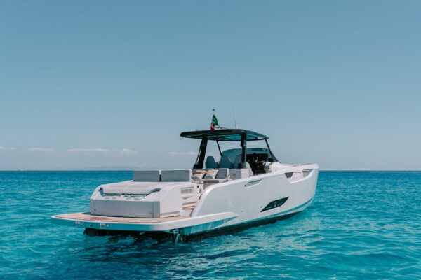 Cayman Yachts 40 - Imagen 4