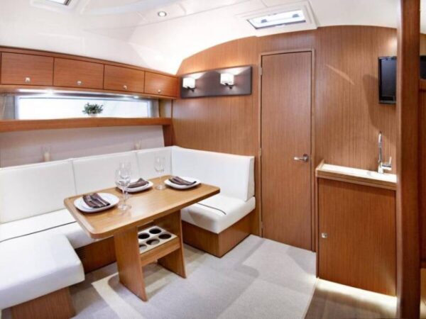 Bavaria 39 Sport HT - Imagen 4